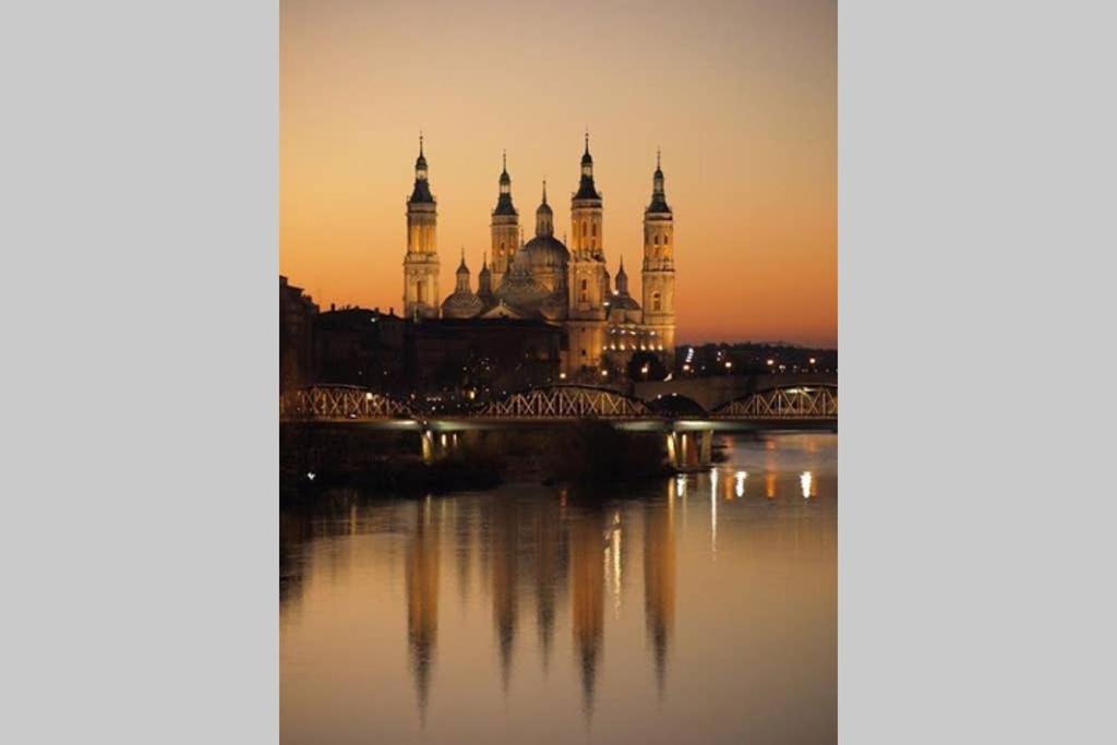 Loft Mon Lägenhet Zaragoza Exteriör bild
