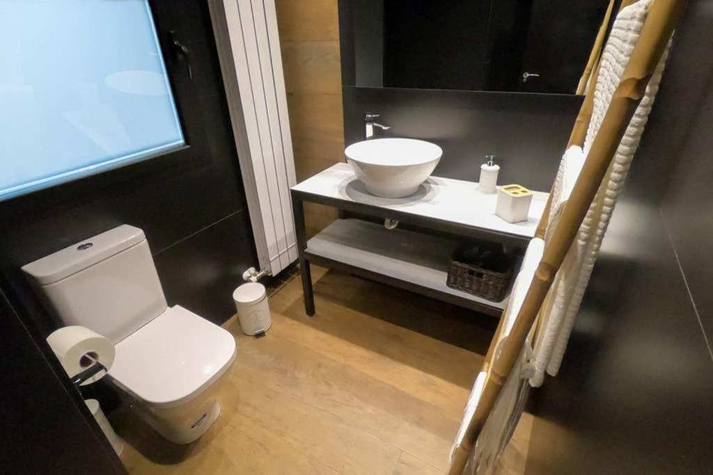 Loft Mon Lägenhet Zaragoza Exteriör bild