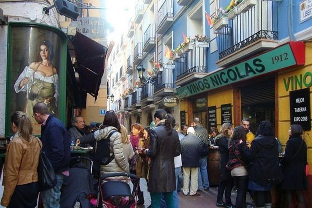 Loft Mon Lägenhet Zaragoza Exteriör bild