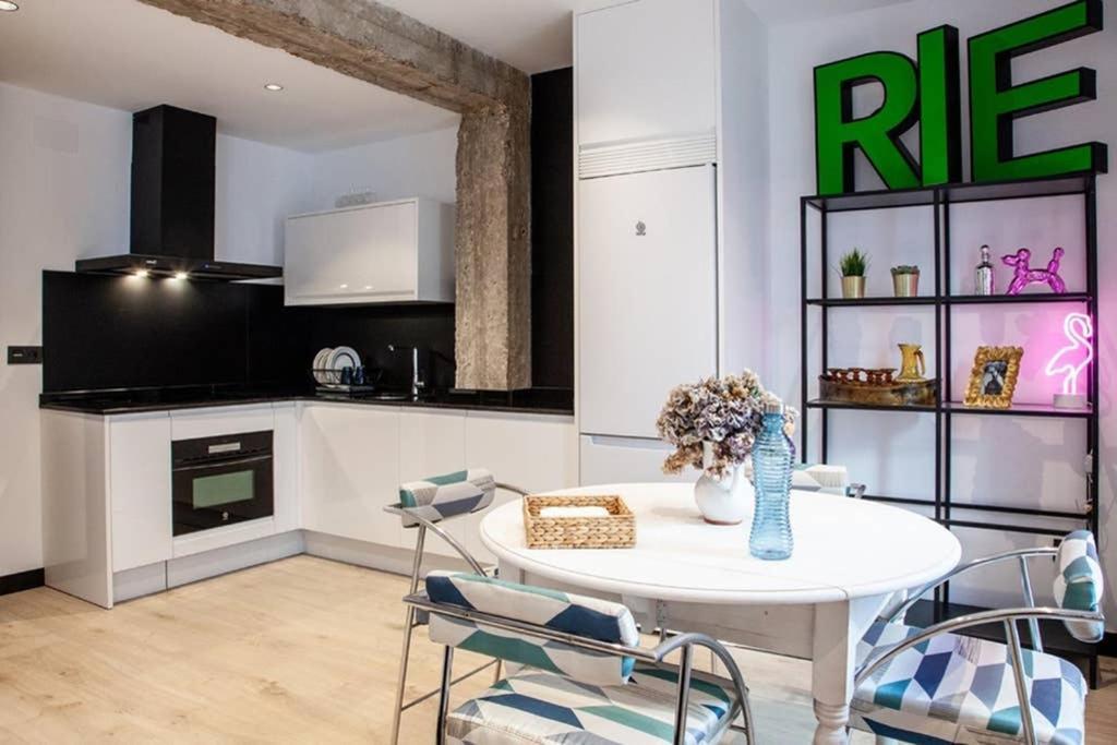 Loft Mon Lägenhet Zaragoza Exteriör bild